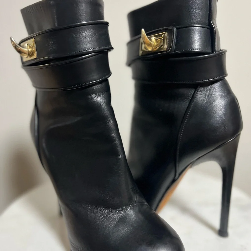 Givenchy Shark Booties - Picture 8 of 9
